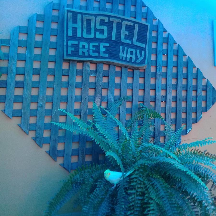 Hostel Freeway บราซิเลีย ภายนอก รูปภาพ